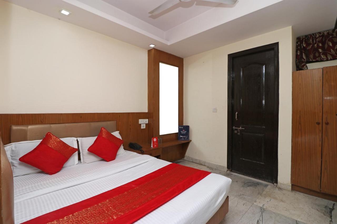 Oyo Flagship 12739 Mahesh Inn New Delhi Exterior photo