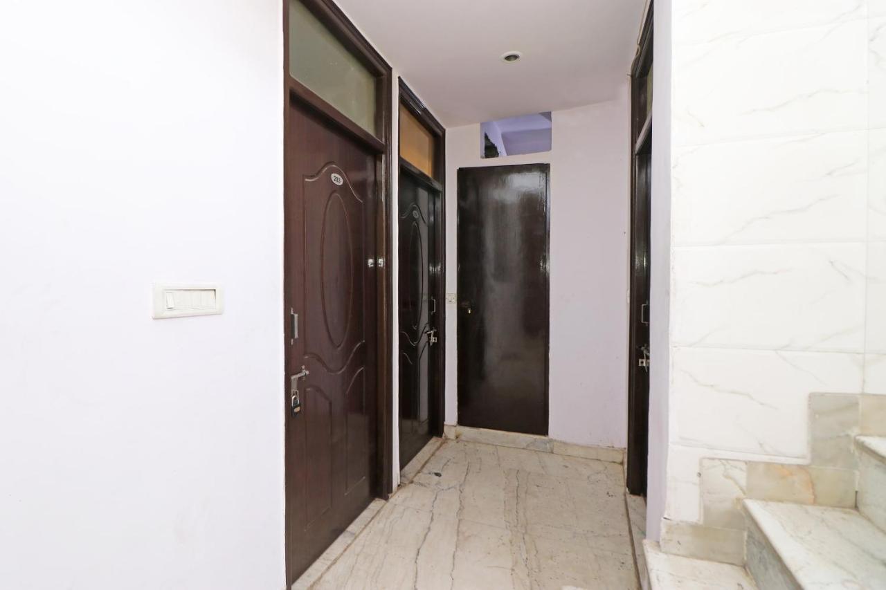 Oyo Flagship 12739 Mahesh Inn New Delhi Exterior photo