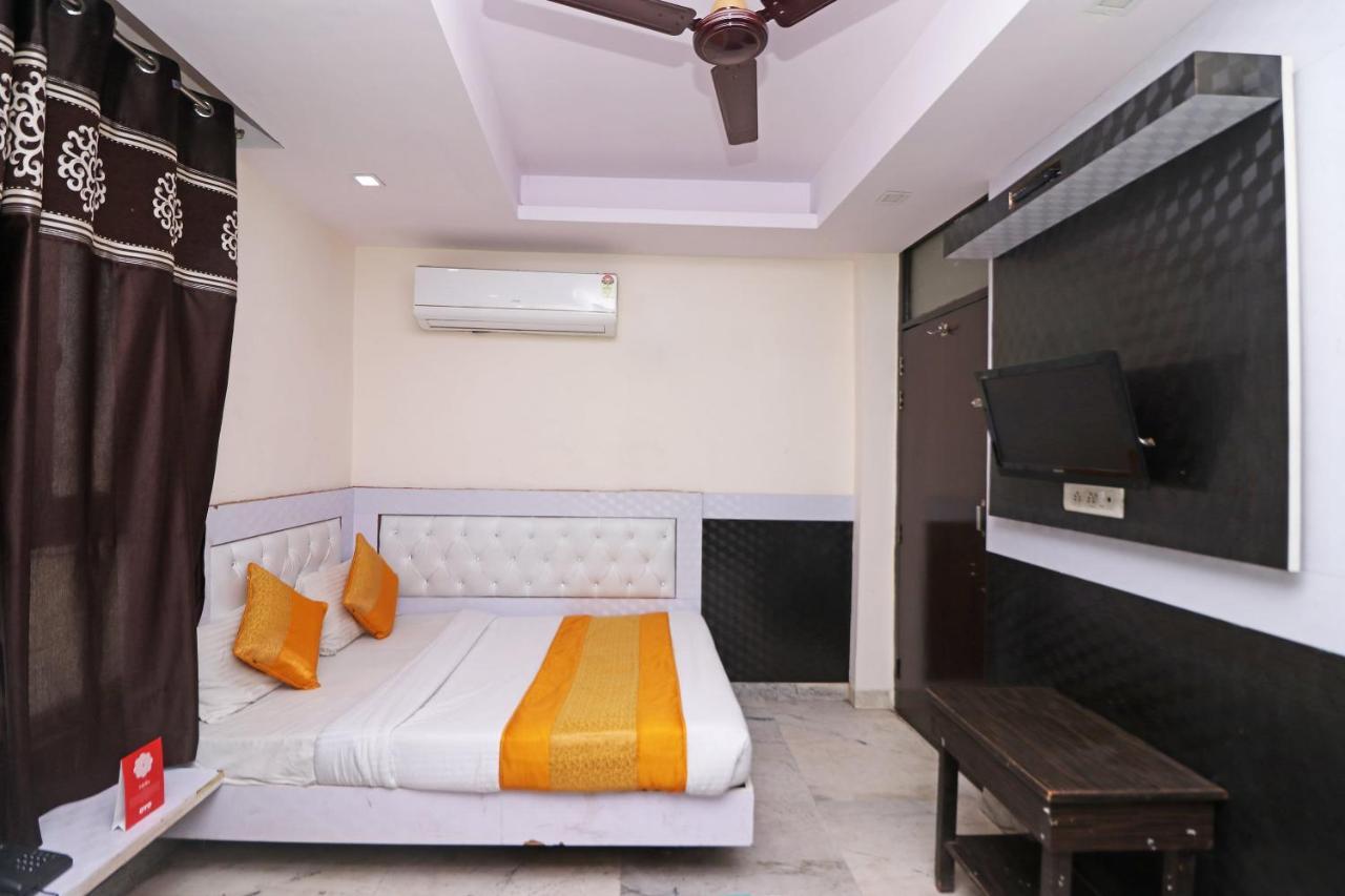 Oyo Flagship 12739 Mahesh Inn New Delhi Exterior photo