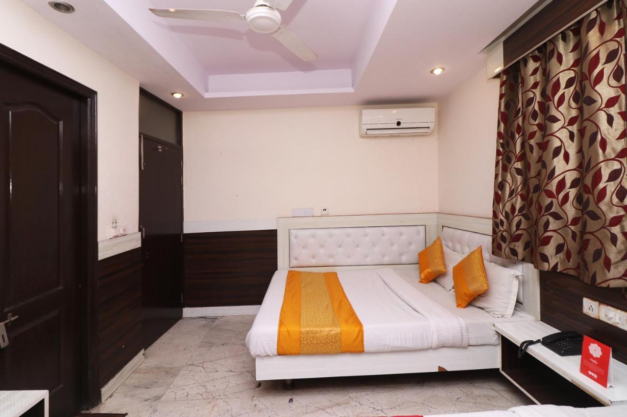 Oyo Flagship 12739 Mahesh Inn New Delhi Exterior photo
